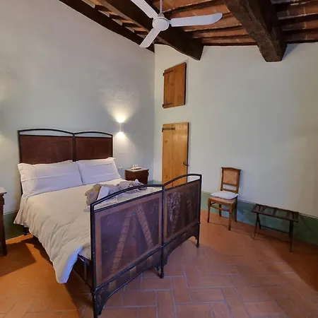 Le Sorbelle D'orcia Con Piscina مزرعة للإقامة