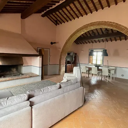 Le Sorbelle D'orcia Con Piscina مزرعة للإقامة